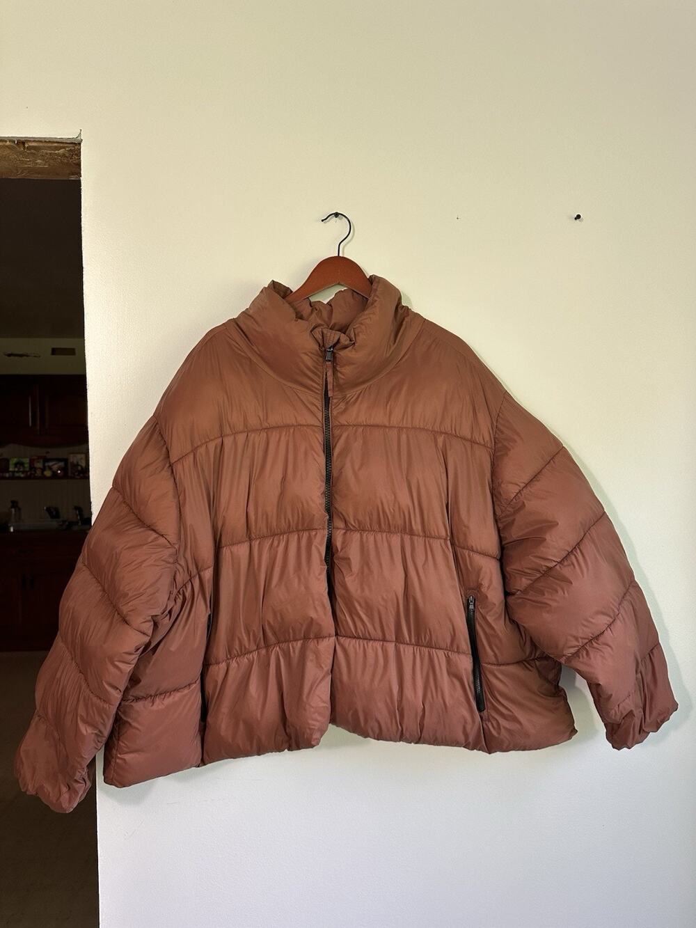 Old Navy Woman’s Size 4X Copper Brown Puffer Jacket Water Resistant Cinch Hem